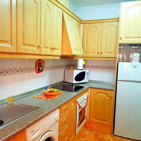 Sunny Appartment In The Center ตอร์เรเวียคา ภายนอก รูปภาพ